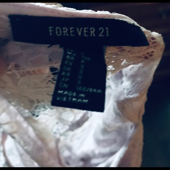 Forever21 Lilac Lace Crop Top - Picture 3 of 7